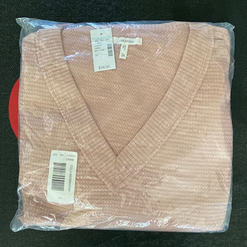 BRAND NEW Maurices top size 2x